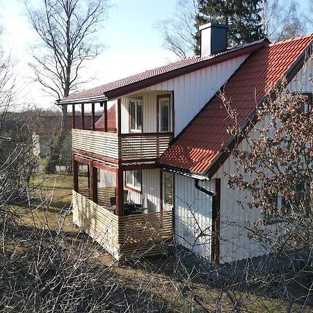 Lantlig Villa I Ljungbyhed Экстерьер фото