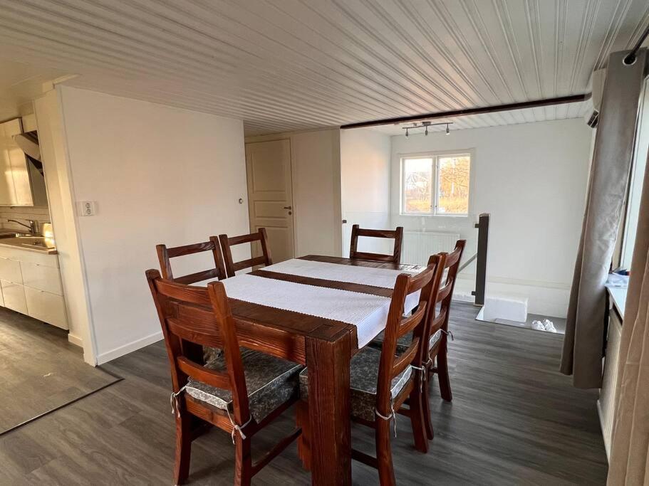 Lantlig Villa I Ljungbyhed Экстерьер фото