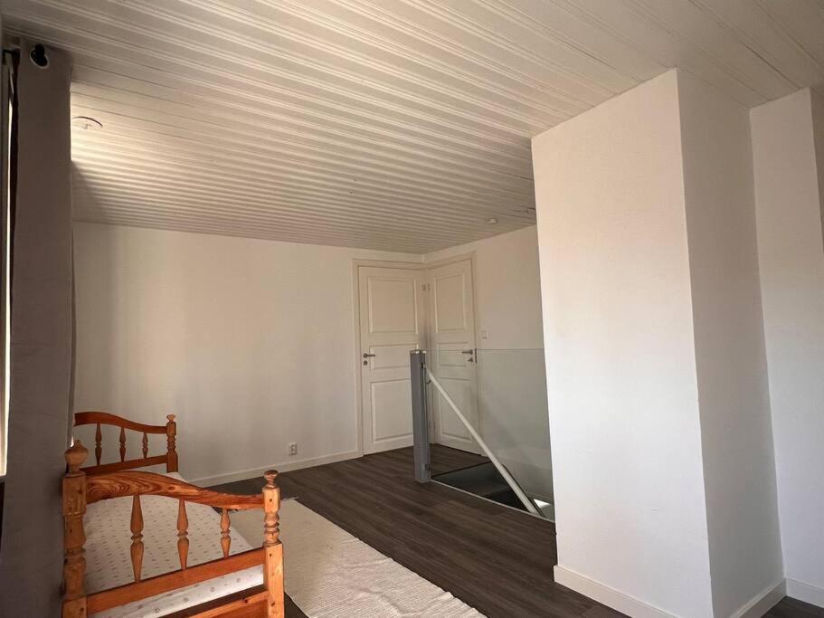 Lantlig Villa I Ljungbyhed Экстерьер фото